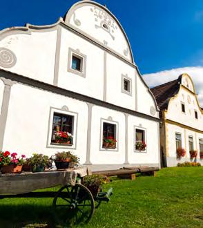 deň odchod zo Slovenska v ranných hodinách, presun do oblasti Wachau, ktorá je od roku 2000 zapísaná na zozname UNESCO a dnes patrí k najnavštevovanejším oblastiam Rakúska.