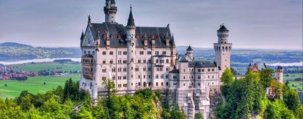 Dvorci Bavarske MINHEN dvorac NIMFENBURG dvorac LINDERHOF dvorac NOJŠVANŠTAJN AUGSBURG dvorac HERENKIMZE SALCBURG 6 dana - Bus Dvorci Bavarske MINHEN dvorac NIMFENBURG dvorac LINDERHOF dvorac