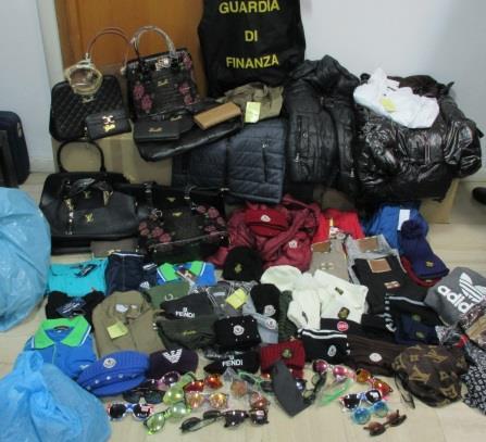 Url Gdf della Provincia contro la contraffazione, oltre 700mila prodotti sequestrati e 465 persone denunciate negli ultimi tre anni Le Fiamme Gialle del Comando Provinciale di Latina riepilogano in
