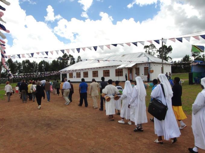 Repubblica Democratica della Tanzania Centro missionario Changarawe Monastero Suore Camaldolese Referente Suor Colombina L ospedale/dispensario è stato realizzato con i fondi raccolti