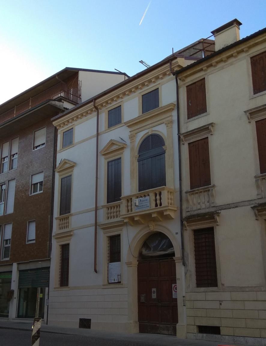 Immobiliare Carmini s.r.l. Ex Casa Cisotti Barbaro Corso Fogazzaro, 173 a Vicenza Per maggiori informazioni, contattaci: De Facci Luigi S.