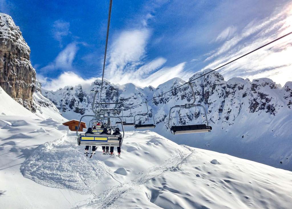 Lecco Piste con vista sulle Alpi Sciare a due passi da Milano e dalle principali città lombarde in un contesto ambientale incontaminato Il Lecchese a portata di sci I 36 chilometri di piste del