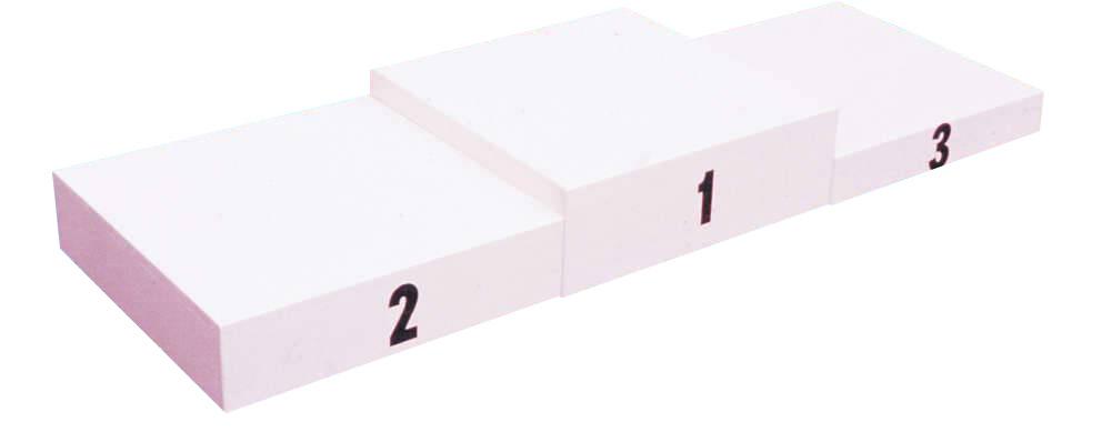 Atletica Serie di 3 podi in legno bianchi da 60x60 Cm Altezza 10/15/20 cm - numerati 1-2-3 319695 Podio vincitori a tre gradini numerati in legno trattato di colore bianco.