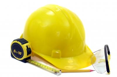Problema: La sicurezza nei cantieri Il continuo aumento della sensibilità sugli incidenti sul lavoro, sta comportando un intensificarsi