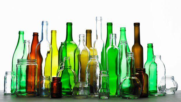 SI contenitori di vetro (bottiglie, barattoli, vasetti per alimenti, flaconi, bicchieri in vetro, ecc.