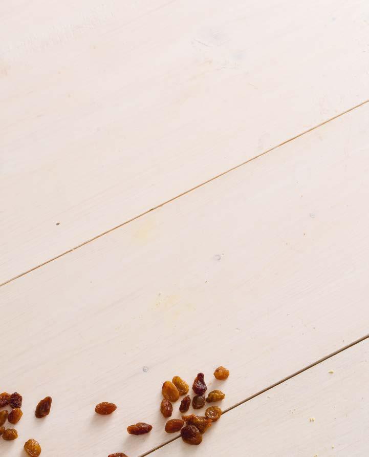 biscotti all uvetta Ve li ricordate? Sono i biscotti della nonna, quelli che fanno impazzire grandi e piccini.