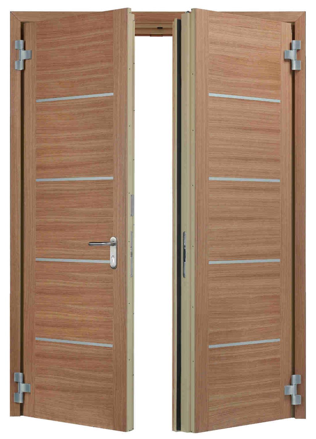 Porta tagliafuoco SCUDO EI 120 WOOD Porta Scudo EI 120 a due ante, con maniglia in acciaio inox, cerniere con cover grigi, lato tirare.