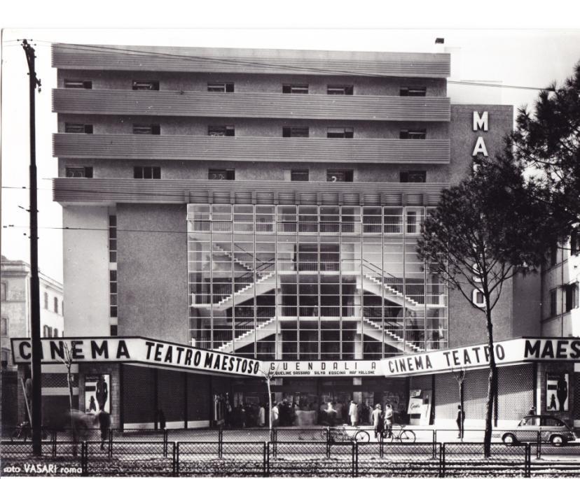 LAZIO ROMA Cinema-teatro Maestoso con sovrastanti