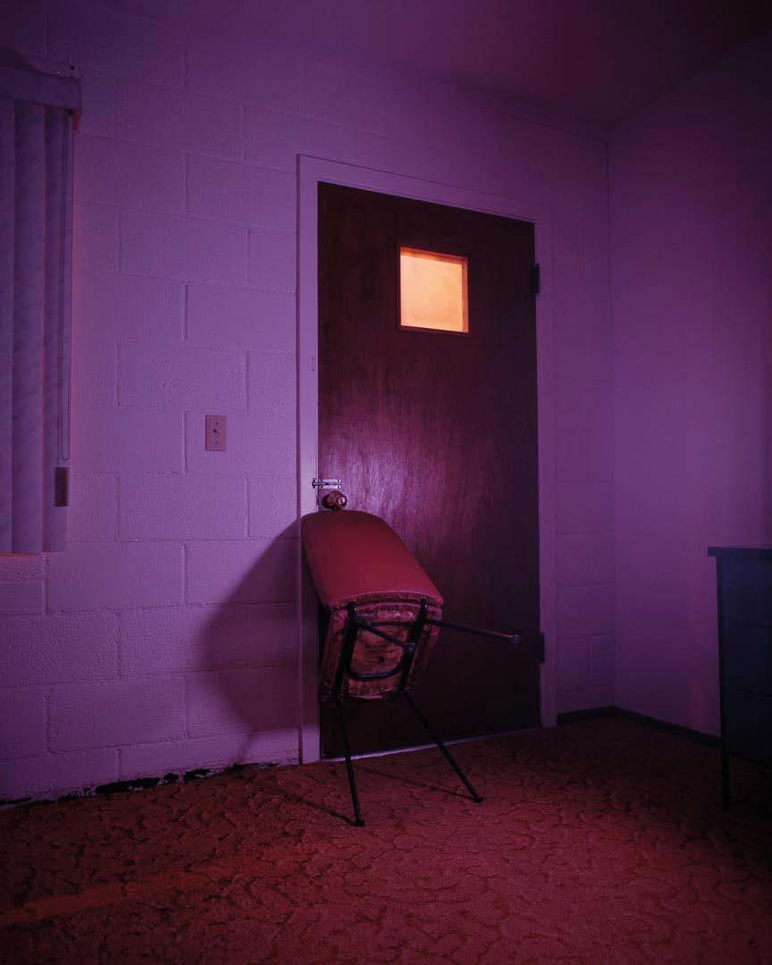 19 Todd Hido (Kent, USA 1968) #1601 1995 cm 35,5 x 28 Stampa ai pigmenti di colore su carta cotone Hahnemuhle. Tiratura: 18 esemplari numerati + 7 AP complessivi, in tre formati.