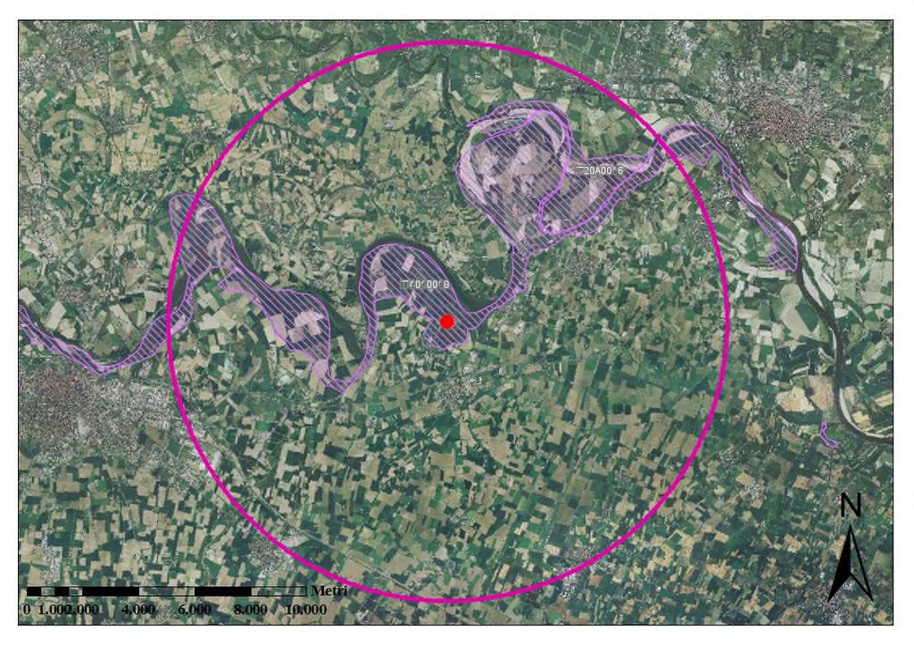 Figura 8 - Ubicazione e denominazione dei SIC (in rosa a tratteggio) presenti nell area vasta (delimitata dalla circonferenza in fucsia con raggio di km).
