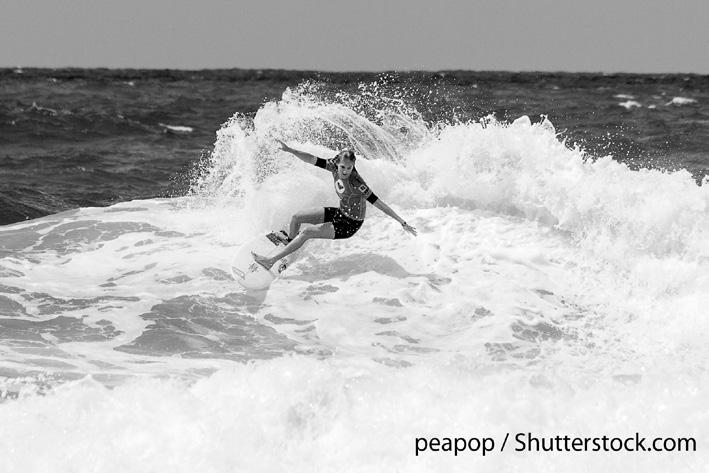 Text 2 You come across this item by Luca about surfing holidays. MARKS Per me, fare surf non è solo un modo di passare le vacanze, è un modo di vivere la vita.