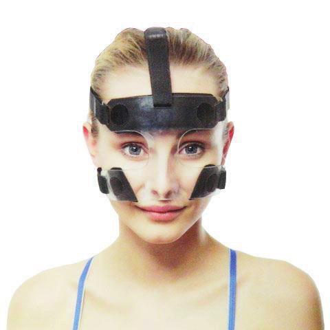 MASCHERA PROTETTIVA CODICE: ANG 980 Maschera protettiva utile nella protezione del setto nasale al rientro dagli infortuni.