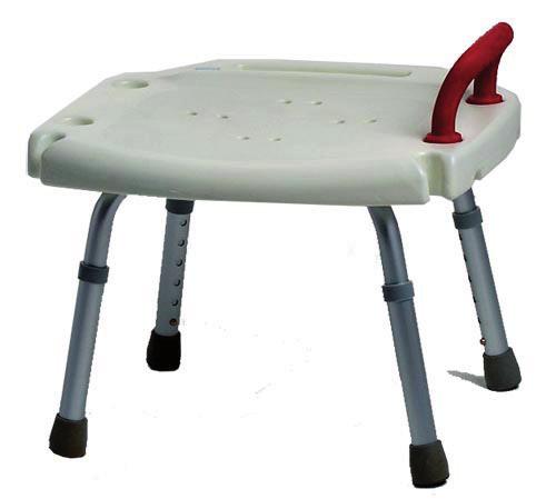 Dimensioni base: 50 40 cm Sedile: 37 30 cm (regolabile in altezza da 33 a 43 cm) Schienale: H 39 cm SEDIA DOCCIA SENZA SCHIENALE CODICE: 15501010 Sedie in alluminio anodizzato con sedile in