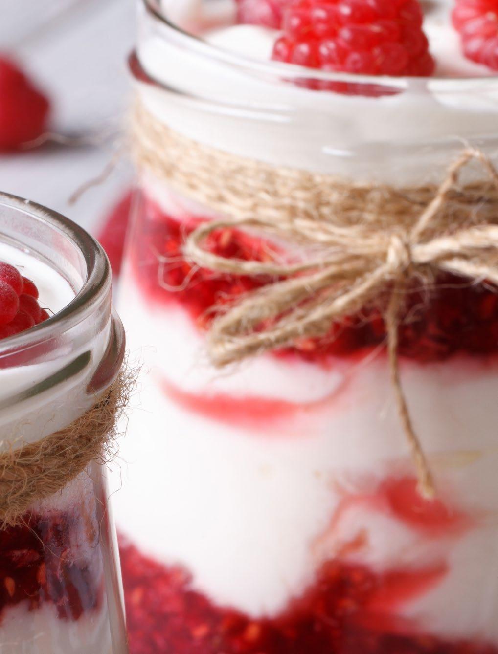 INGREDIENTI IN POLVERE PER PASTICCERIA, MOUSSE E SEMIFREDDI UTILIZZO CALDO/ FREDDO PER SEMIFREDDI E MOUSSE STABILIZZANTE PER PANNA Prodotto adatto a stabilizzare l umidità e l emulsione della panna