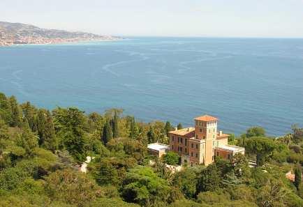 (15/03/2018 - META' DI MARZO) Profumi e colori liguri (IMPERIA) La giornata inizia con la visita guidata alla spettacolare Villa e ai giardini Hanbury a Ventimiglia, uno dei più importanti giardini