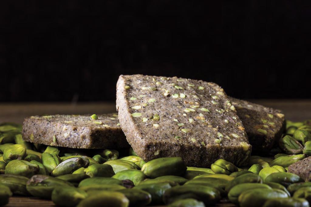 FROLLA MONTATA ALLA CANNELLA CON CONFETTURA DI LAMPONI SOLO PERIODO INVERNALE farina di grano tenero tipo 00, burro, tuorlo d uovo, zucchero a velo, rum, cannella, limone, confettura di lamponi.