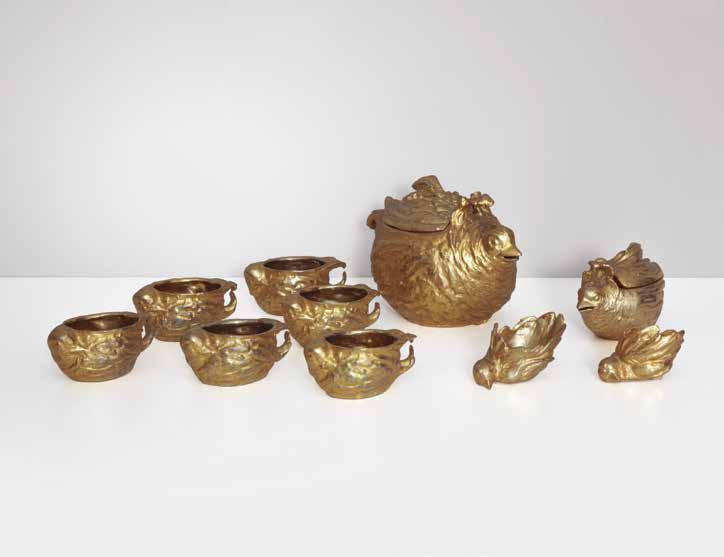 60 Gabriella Crespi Servizio da tè della serie Gocce d oro in bronzo dorato creato con la tecnica della cera persa e composto da dieci elementi. Firma originale su ogni pezzo.