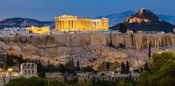 15 Ottobre Lunedì ATENE Pensione completa. Partenza per l Acropoli e visita del complesso monumentale simbolo dell Ellenismo: i Propilei, il Tempio di Atena Nike, l Eretteo ed il Partenone.