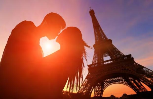 OFI 25 DEL 4/10 SPECIALE SAN VALENTINO Sorprendi il tuo amore Prima della rosa, regalale un sogno!!! Romantica PARIGI 09/02 NAPOLI PARIGI 10.35 12.