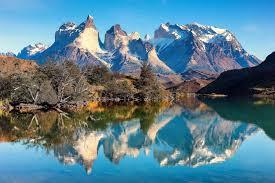 Partenza per le Torres del Paine, attraversamento confine cileno e check-in in hotel Sera: cena e