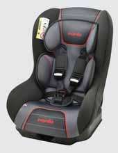 regolabile con attacco Isofix Disponibile in