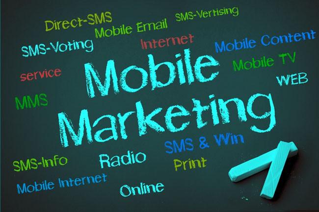 Tecnologie mobile marketing Le tecnologie principalmente utilizzate per il mobile marketing hanno parecchio a che fare con l app marketing: Notifiche Push Geolocalizzazione ibeacons, NCF, QR code