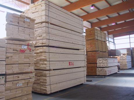 GLUED LAMINATED TIMBER Il ciclo produttivo del legno lamellare Operazioni eseguite