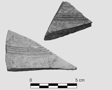 Fig. 4 Pareti di brocche con decori incisi, VIII-X secolo.