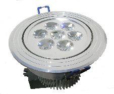 Caldo 18,50 Corpo alluminio anodizzato chiaro, piastra led basculante Dimensioni 107x74mm (d*h) foro incasso 88mm