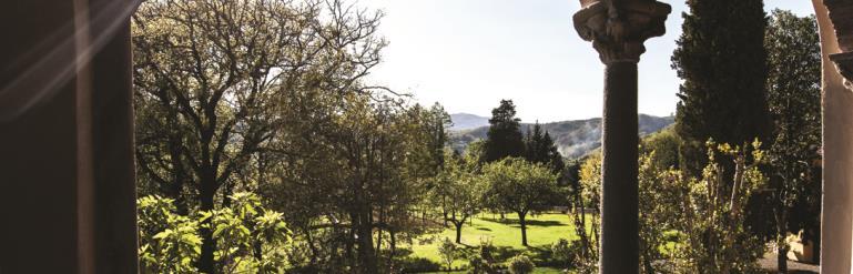 Domenica Il ciocco che fece ardere di passione il poeta Visita guidata storico/culturale Affascinante sentiero nel tempo, che inizia con una personale visita guidata alla casa (oggi museo) e al borgo