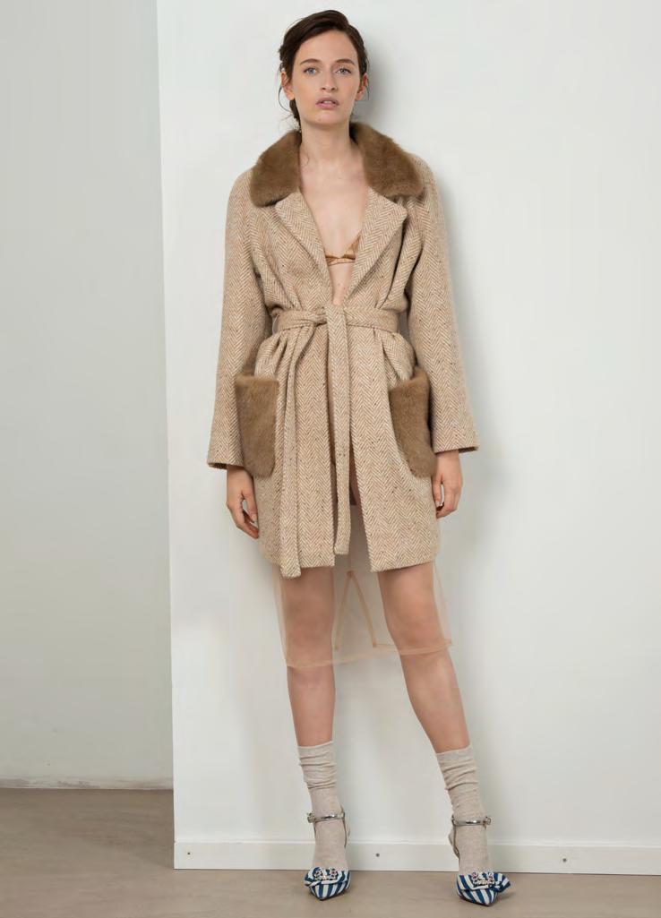 16 SISSI TRENCH IN TESSUTO TWEED
