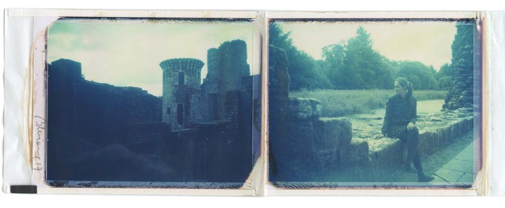 Il presente calendario è una selezione di immagini realizzate dal 2004 al 2009. Sopra: castello di Caerlaverock. A sinistra: castello di Inveraray.