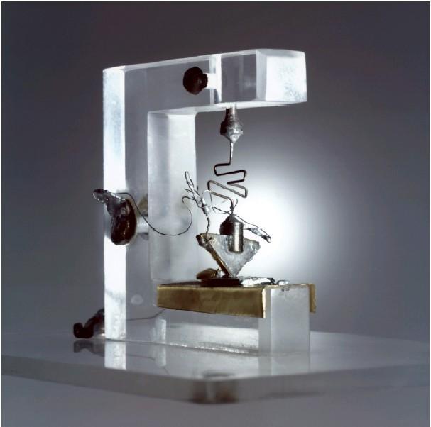 Storia del Transistor Inventati nel 1947,ai Bell Laboratories.