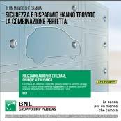 casa e uso fraudolento del telefono cellulare, rimborsando le relative spese di rifacimento.