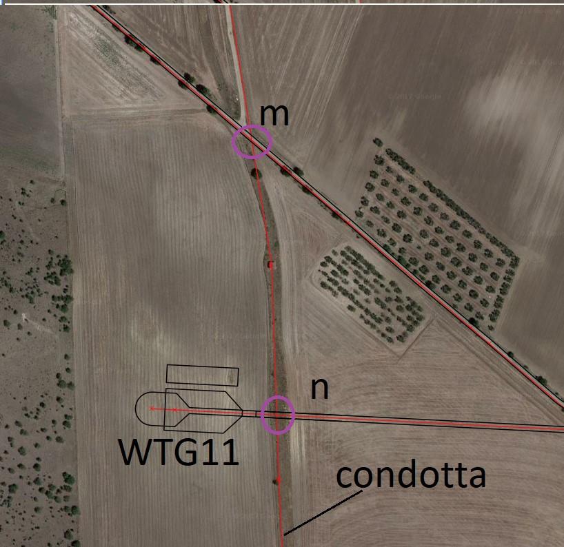 6.7.4 INTERFERENZA CON CONDOTTA ACQUEDOTTO In corrispondenza dei punti mostrati nello stralcio seguente il cavidotto interrato MT intersecherà il percorso di una condotta interrata dell acquedotto.