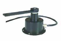 The resistive output is compatible with rudder angle instruments.