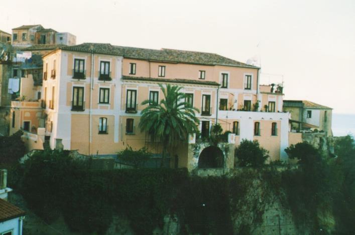 Sabato 16 Giugno Prima colazione in Hotel. Trasferimento a Catanzaro e visita al Museo Provinciale.