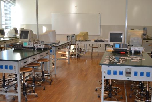 LABORATORIO DI ELETTRONICA E