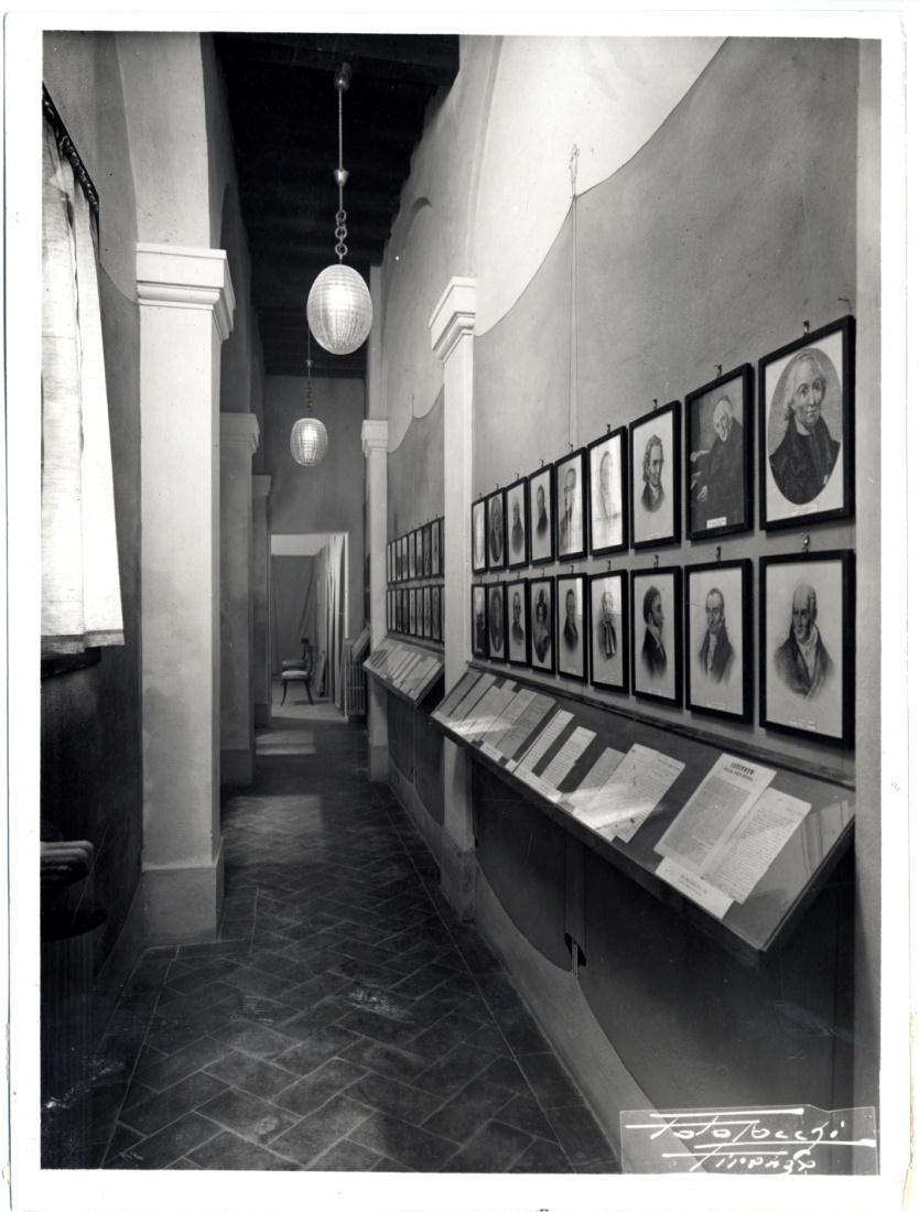 Tra i 56 ritratti figuravano: Raffaello Lambruschini, Silvio Pellico, Ferrante Aporti, Gino Capponi, Enrico Mayer, Don Giovanni