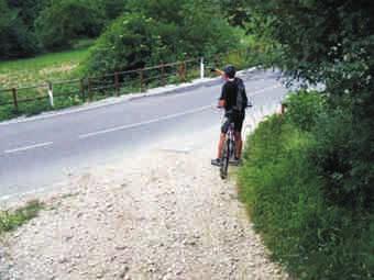 destra e da questo punto si affronta il tratto più impegnativo in una