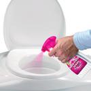 La comodità dello spray abbinata alla potenza rosa di Aqua Rinse Plus!