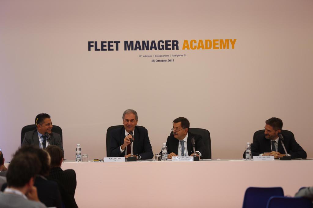 FORMAZIONE E AGGIORNAMENTO Fedele alla missione insita nel suo nome, nonché nel suo format, Fleet Manager Academy ha offerto ai partecipanti un intenso