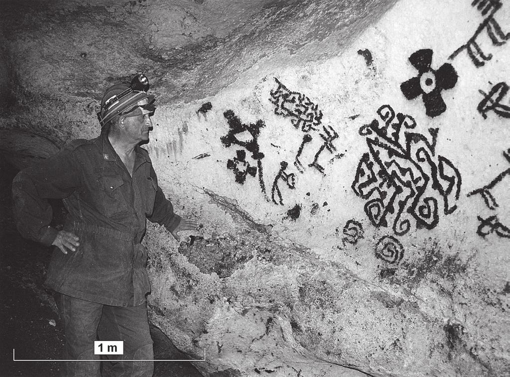 Fig. 10 - Pittogrammi post-paleolitici della Grotta dei Cervi. (BELMONTE, 2001).