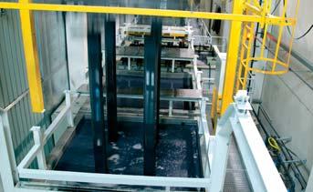 KTL Verniciatura a immersione per cataforesi I componenti, dopo il trattamento di sabbiatura con graniglia metallica, vengono fosfatati allo zinco e verniciati a immersione per cataforesi.