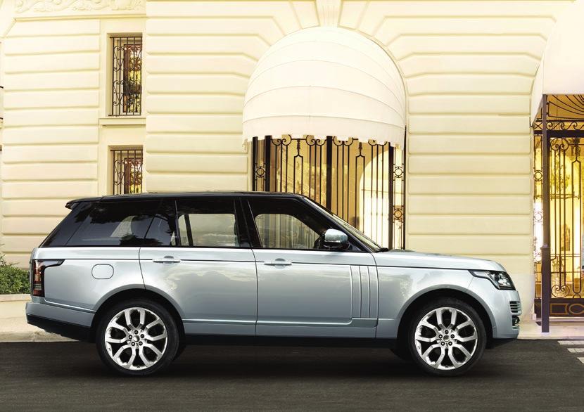 Prova gli Accessori Originali Land Rover La tua Range Rover è stata progettata per affrontare ogni viaggio con la massima sicurezza.