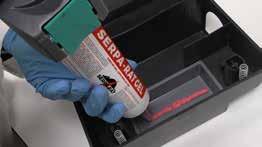 SERPA RAT GEL Esca Rodenticida in gel Imballo 6 x 300gr / Codice 6605 Bromadiolone 0,005%/ Bitrex 0,002%/ Eccipienti q.s. 100% Esca rodenticida pronta all uso in gel, confezione in cartuccia, facile e conveniente per applicare con la pistola Mylva meccanica e per una dosificazione precisa.