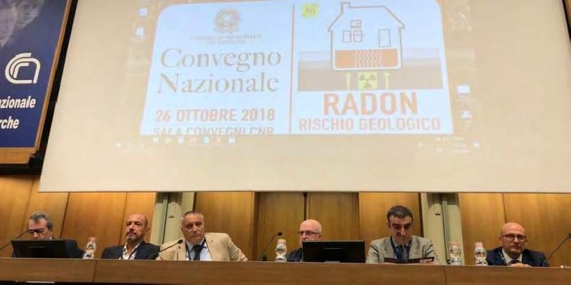 Convegno a Roma Gas radon e tumore: rischi per la salute Iniziativa dei Geologi REDAZIONE 27/10/2018-07:30 Si è svolto a Roma il Convegno Nazionale Radon rischio geologico dalla terra un pericolo