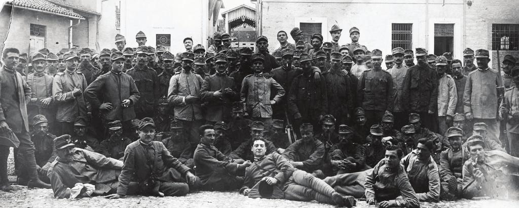 L Offensiva Austroungarica Contro l Italia Inferno sugli Altipiani, 1916 1.0 INTRODUZIONE 1.1 Preparazione del Gioco 1.2 Abbreviazioni 2.0 I PEZZI in GIOCO 2.1 Come Leggere le Unità 2.