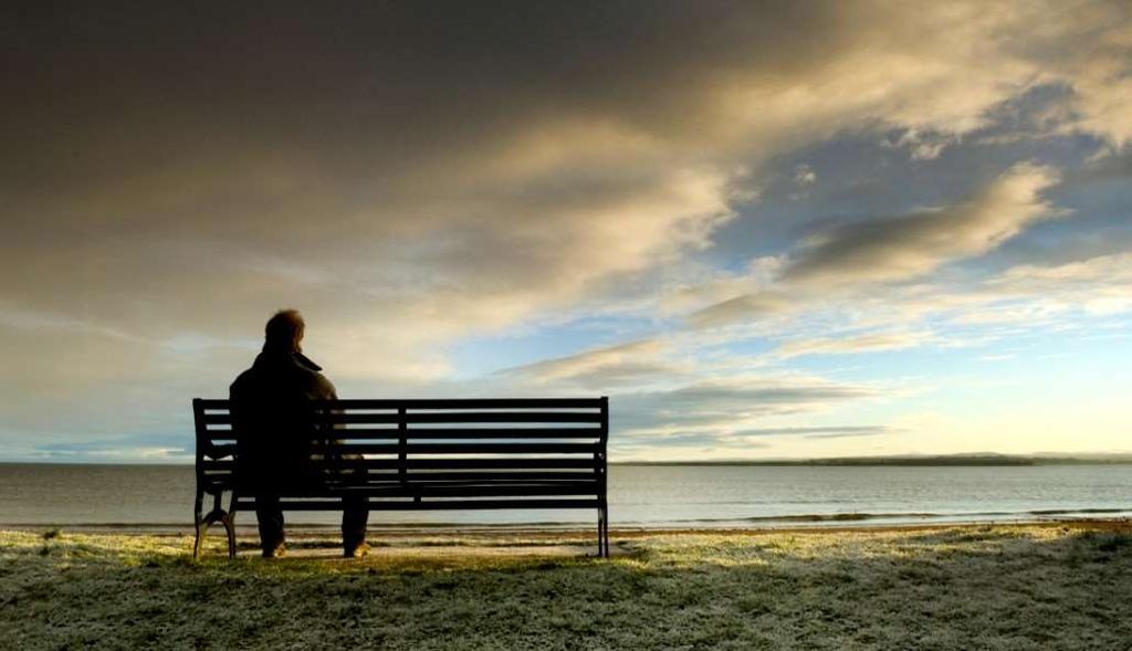 LA CRISI DELLE RELAZIONI DI PROSSIMITÀ Indicatori di solitudine dal 1983 al 2009 il