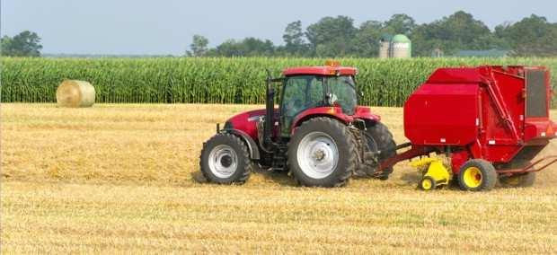 LA SICUREZZA DEI TRATTORI E DELLE MACCHINE AGRICOLE Povoletto, 22 luglio 2016 dott.